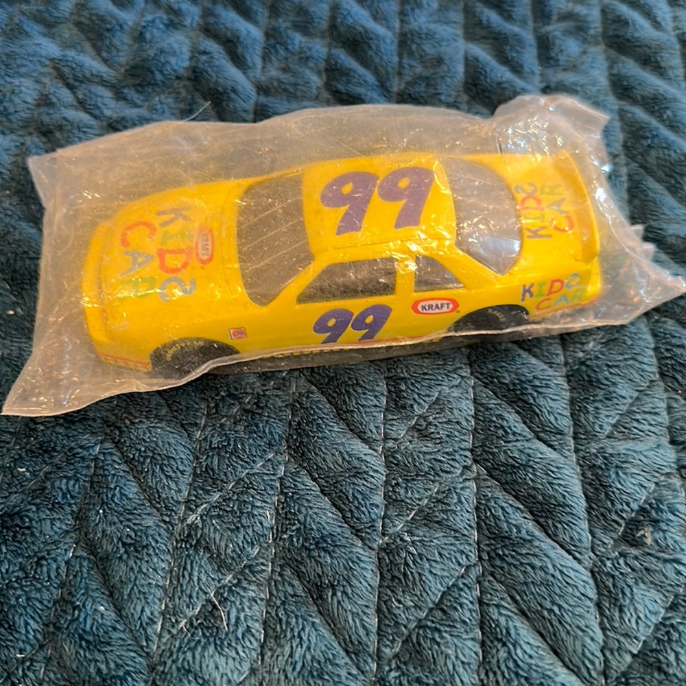 No Driver Announced #99 Kraft Singles / Kids Car Pontiac Grand Prix 1:43 new